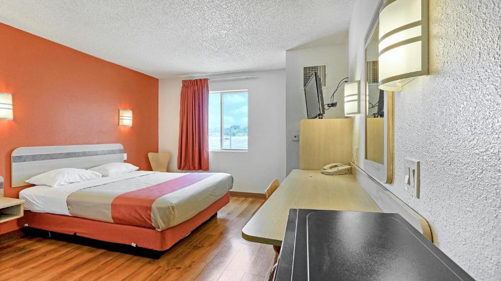 Motel 6-Killeen, TX photo 2