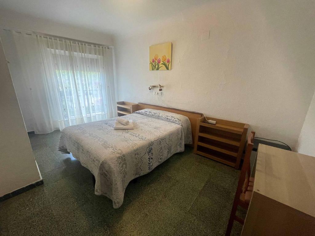 Hostal Cumbre - Tap to explore photos
