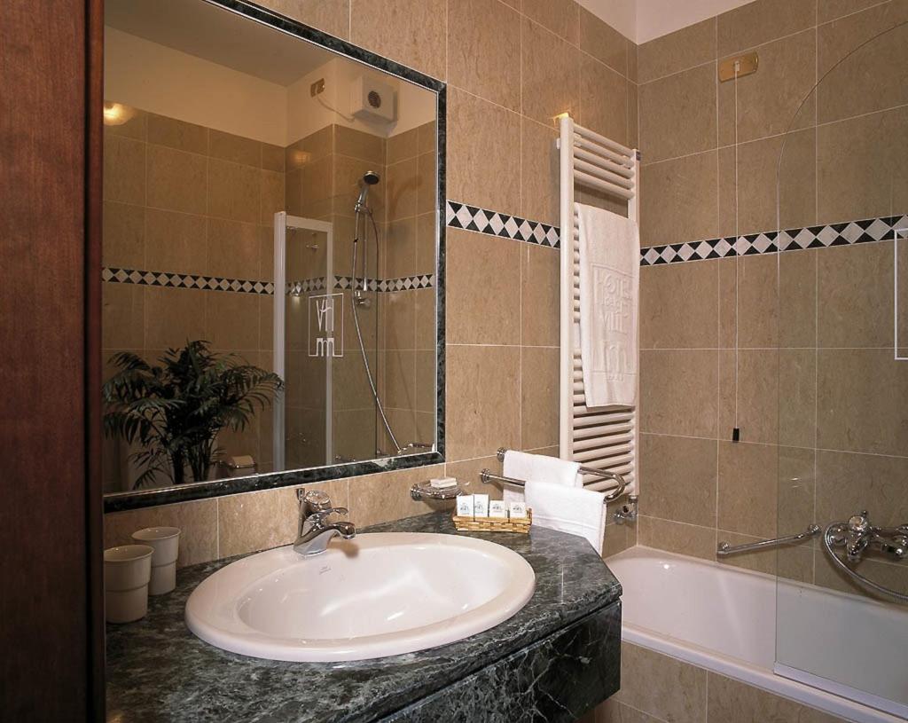 Hotel De La Ville photo 4