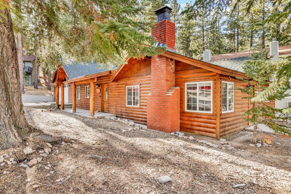 Lazy Bear Lodge #1235 image