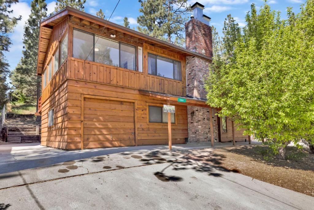 THE Malabear Cabin #2160 image