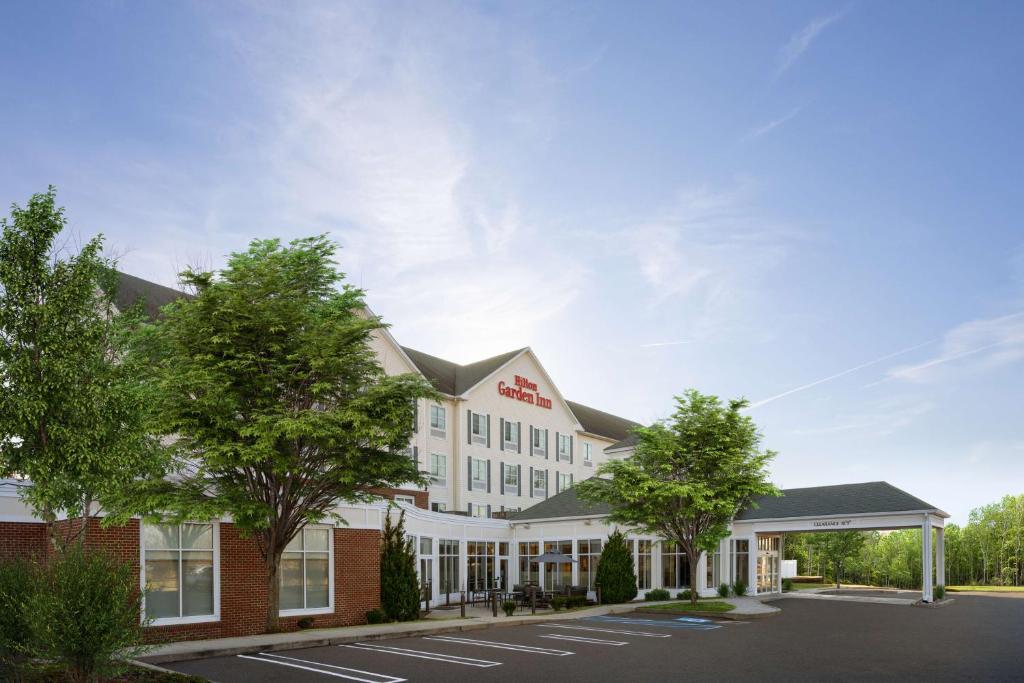 Hilton Garden Inn Milford image