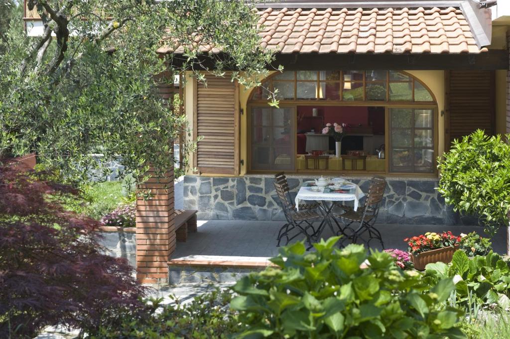 Casa Vacanze Colline di Luni photo 4