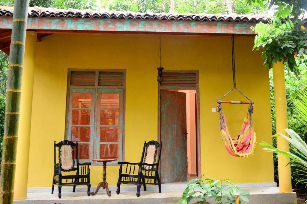 Номер (Бунгало с видом на сад), Villa My Way Yoga Retreat