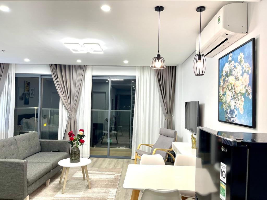 2005 Luxury Apt - Sunrise On The Ocean Ocean- Marina Suites