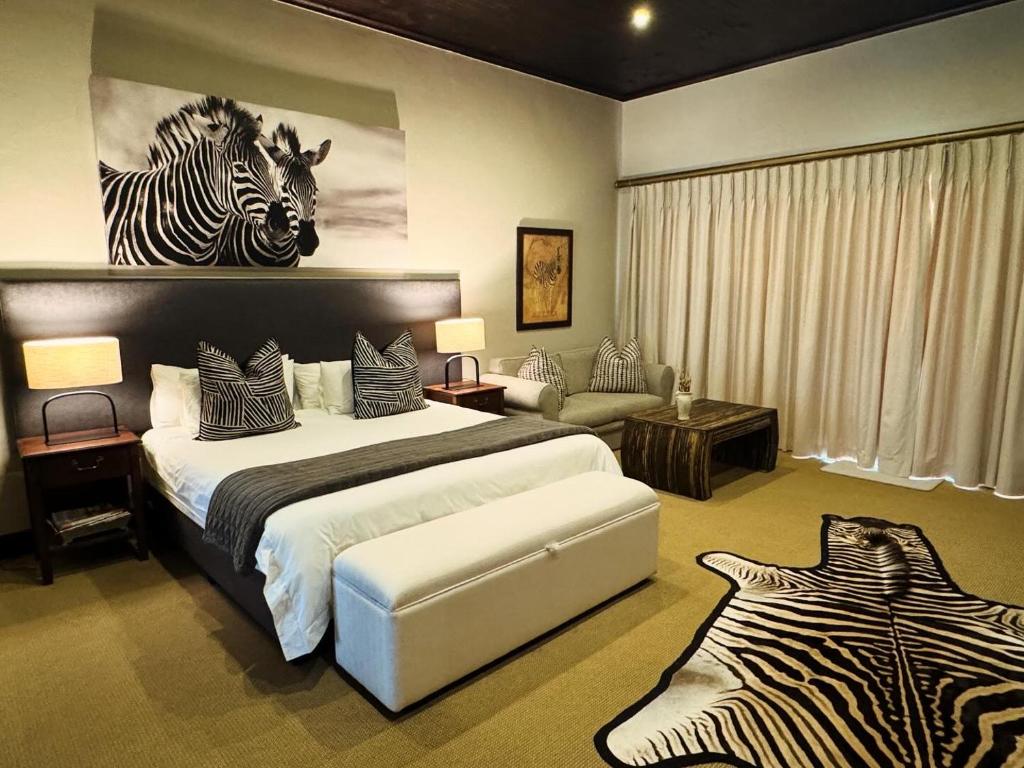 Swartberg Private Game Lodge Room Type - King Suite