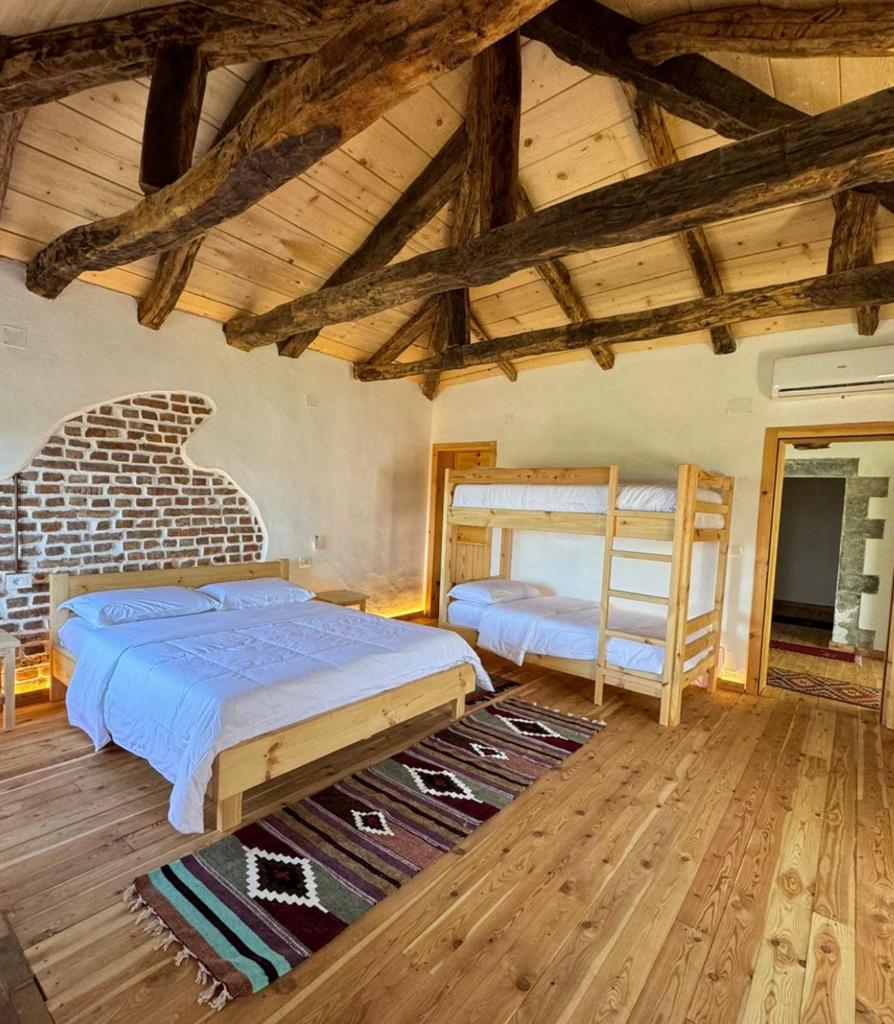 Guesthouse Vitoria - Mrizi i Zanave photo 3