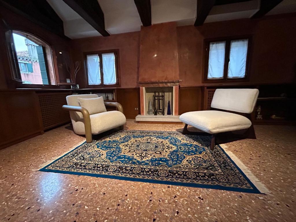 Penthouse Of Venice - Tap to explore photos