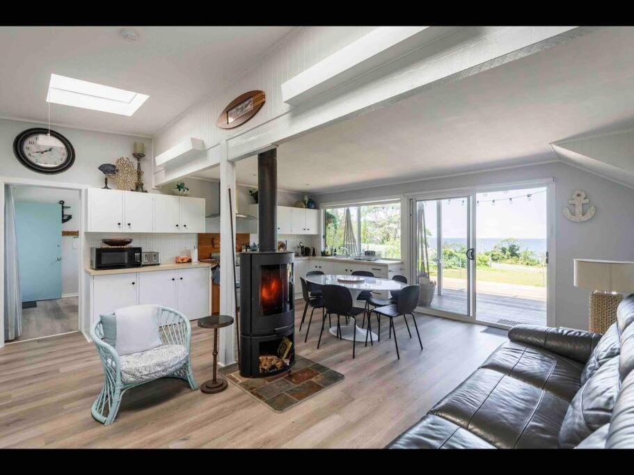 SeaRoos by the Seashore Beach Cottage photo 3