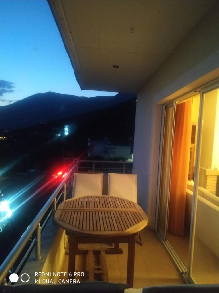 Balcony view photo 3
