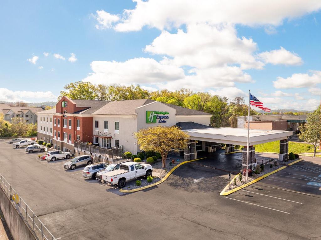Holiday Inn Express Hotel & Suites Chattanooga-Hixson, an IHG Hotel image