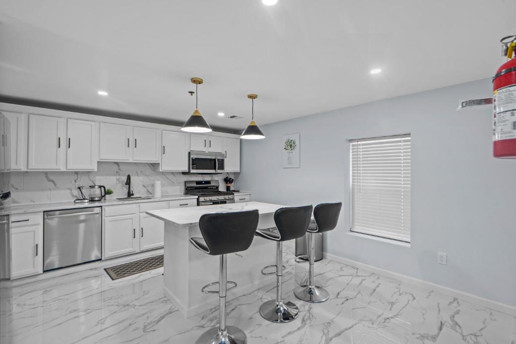 The Luxurious loft image