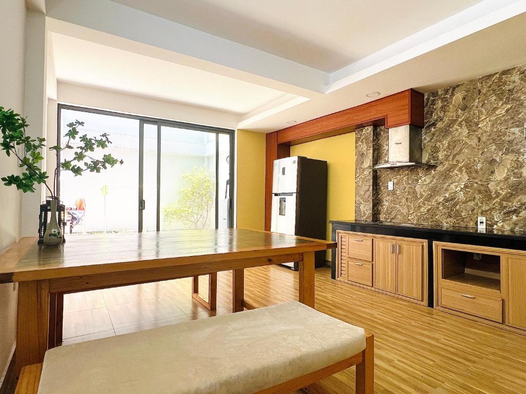 YOUR'Homestay Cozy & Quiet room 201 near to My Khe beach