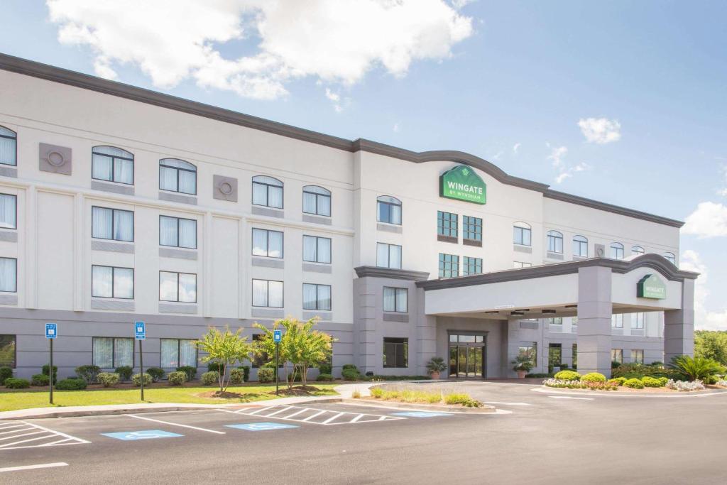 Wingate by Wyndham Savannah/Pooler image