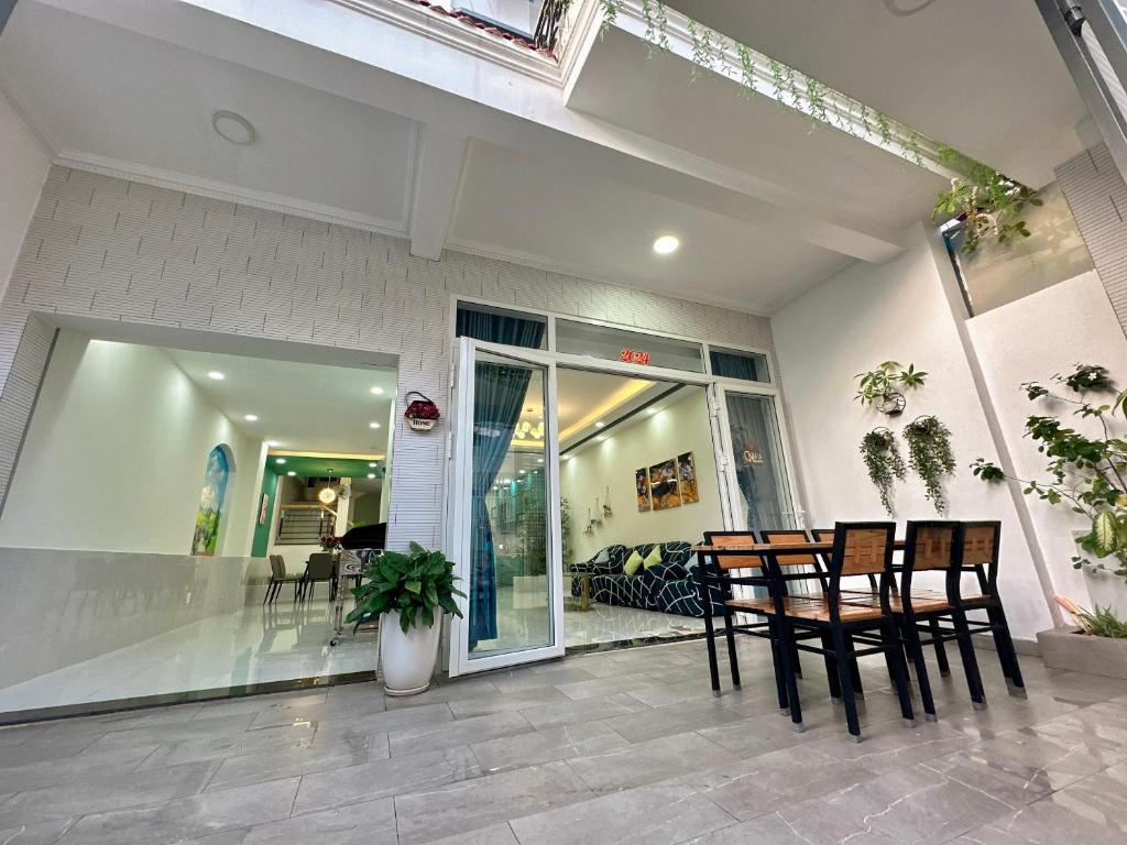 Nguyễn Trường Tộ Villa