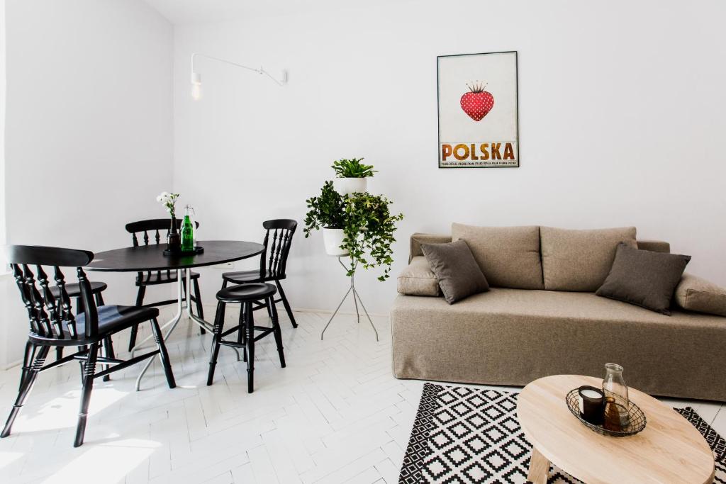 Апартаменты (Апартаменты с 2 спальнями - первый этаж), Apartamenty Browar Perła - Perła Brewery Apartments