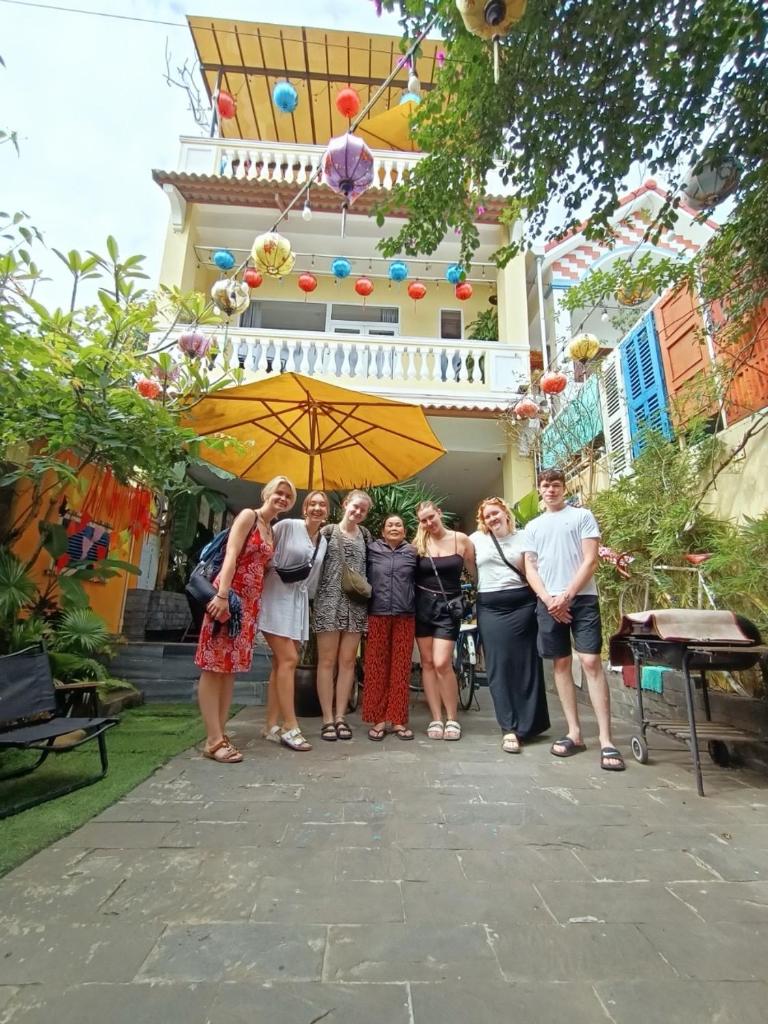 Golden Walls Homestay near the ancient town of Hoi An