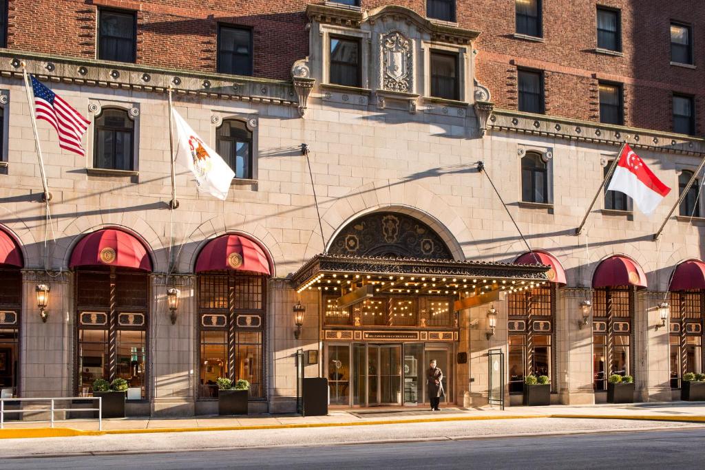 Millennium Knickerbocker Chicago image