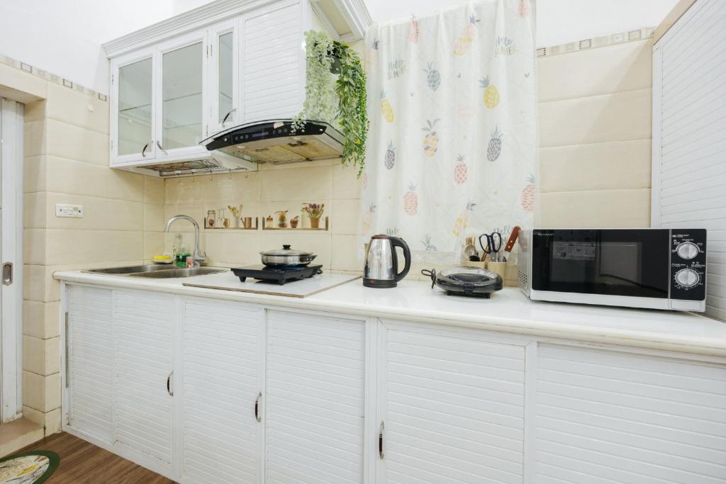 2' to Hoan Kiem Lake Apartment - Heart of Old Quarter - Netflix