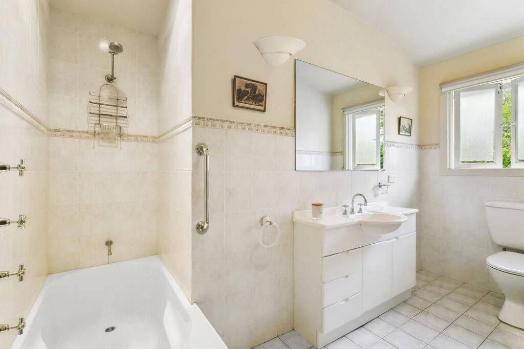 MUS14 - 2 Bedroom Apartment - Muston Street, Mosman photo 1