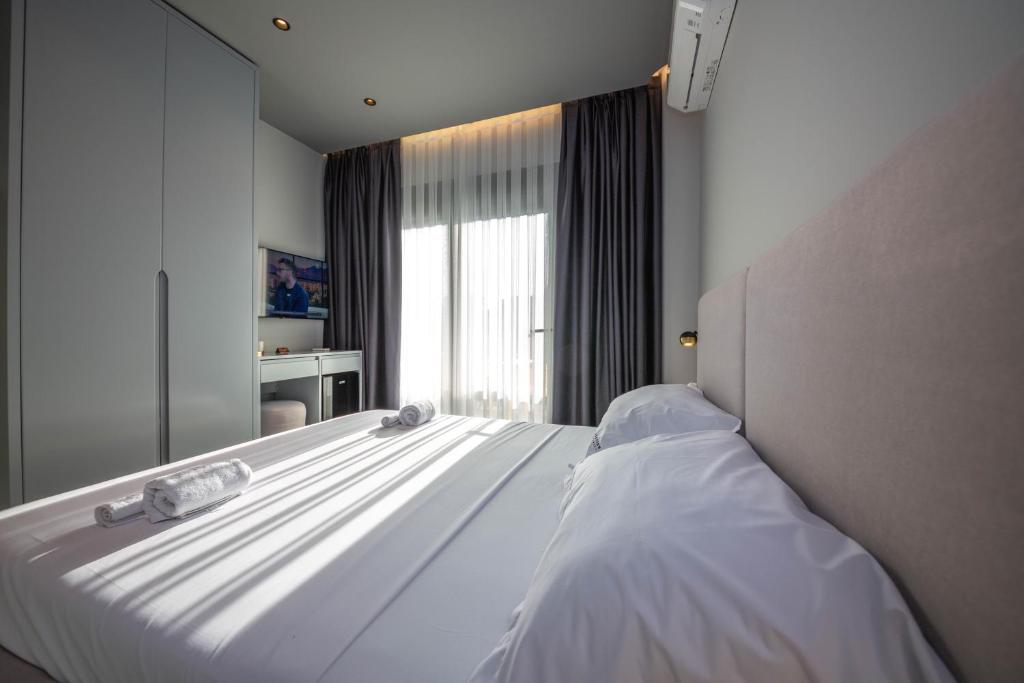 Lake View Rooms Ksamil photo 4