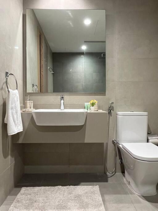 2BR + Maid With Fantastic View photo 2