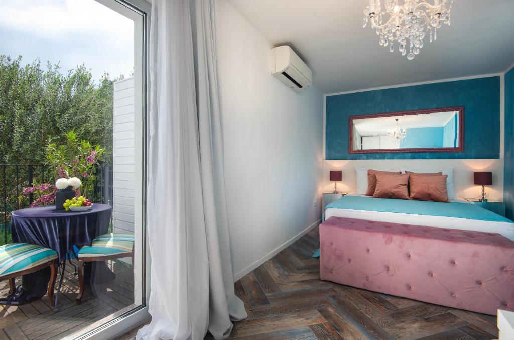 Monvidal by Bura Hotels - Adults Only - Tap to explore photos