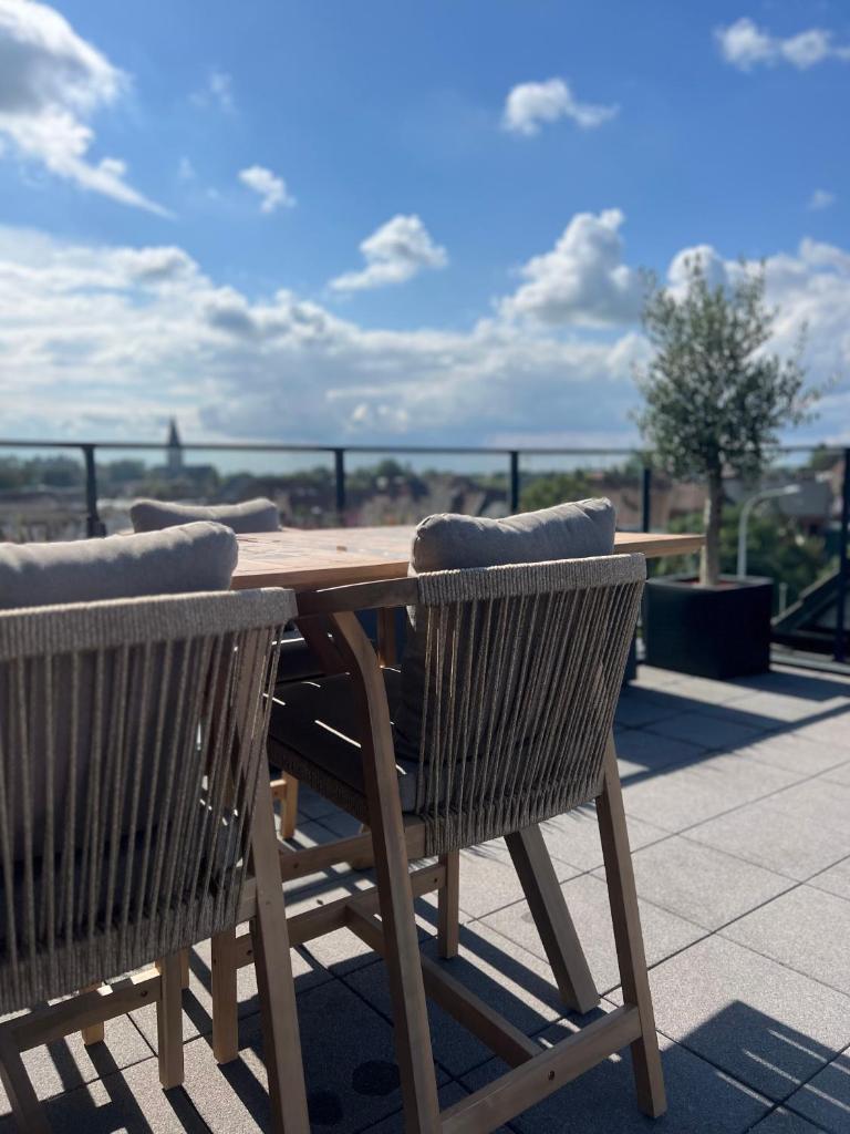 Penthouse with awesome terrace and free parking photo 4