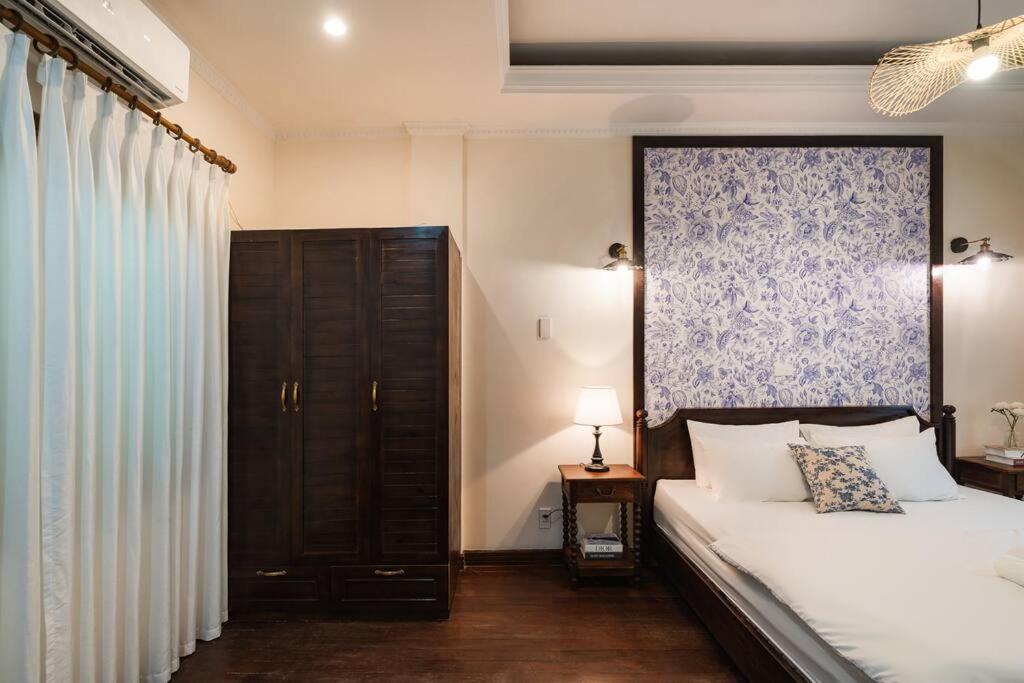 Indochine 4Bedrooms house Heart Old Quarter by SSens Homes