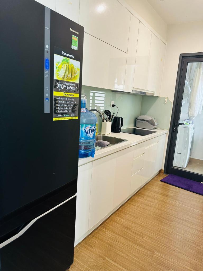 Lake view aparment Vinhomes Skylake