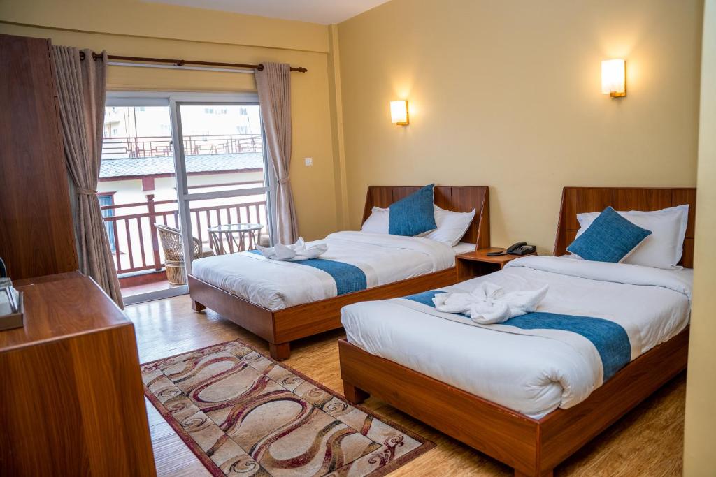 Hotel Glory Garden Room Type - Deluxe Twin Room