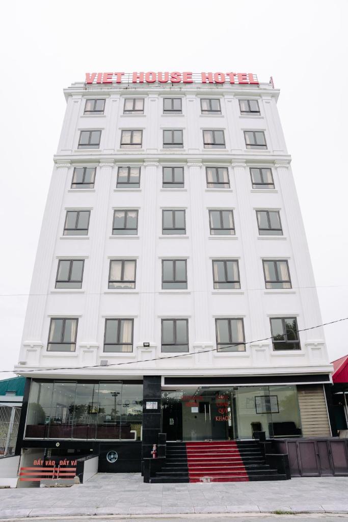 VietHouse Hotel