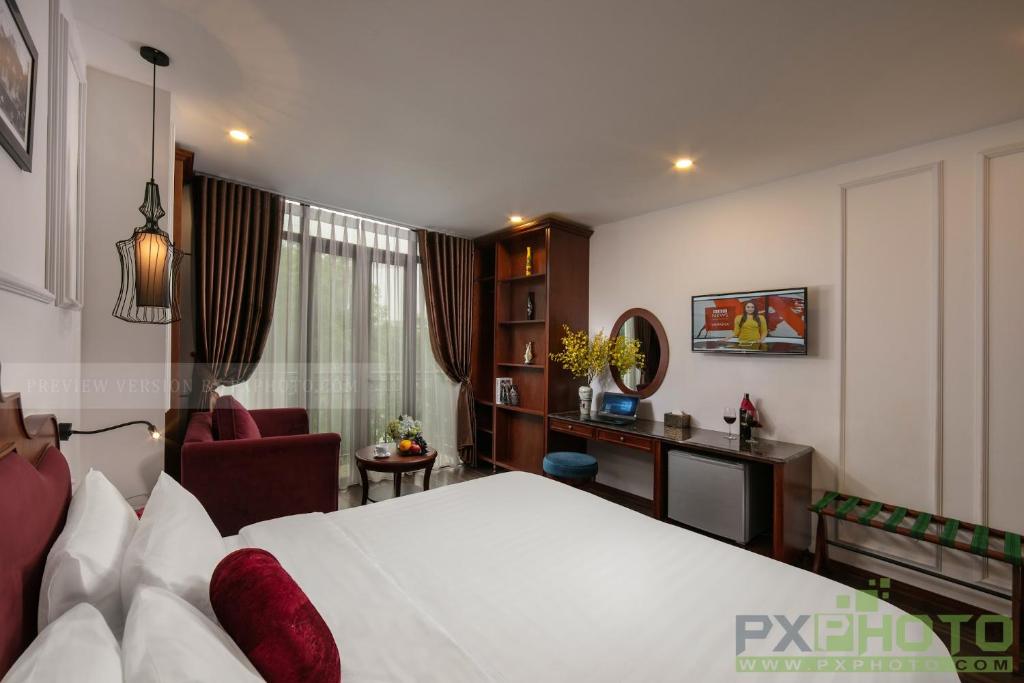 Vision Premier Hotel in Hanoi Central