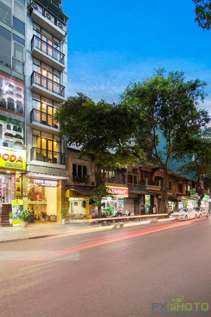 Vision Premier Hotel in Hanoi Central