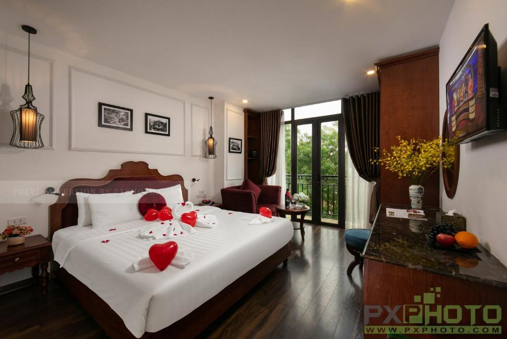 Vision Premier Hotel in Hanoi Central