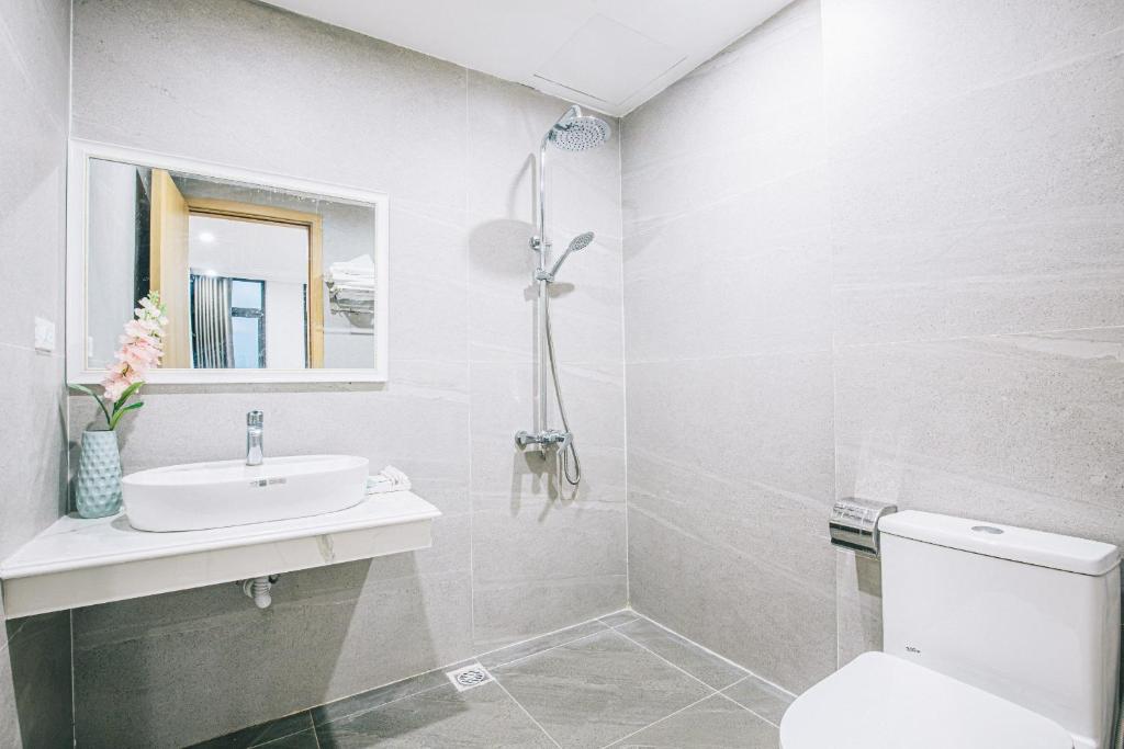 Khách Sạn LUX HOTEL