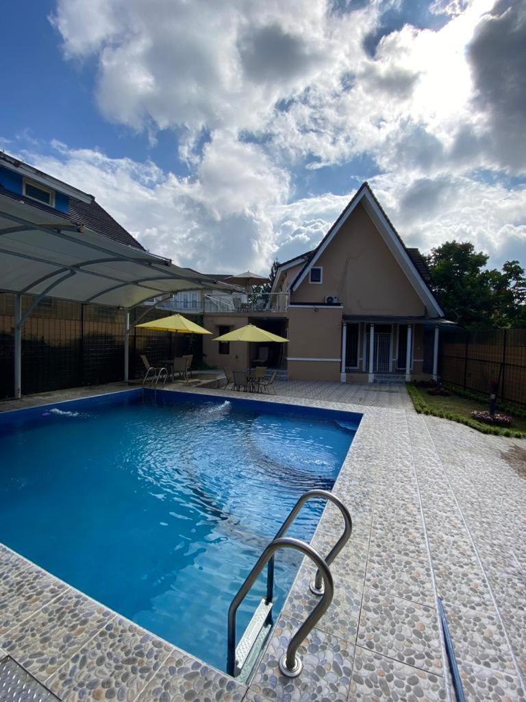 Villa Dalia Puncak Nb3-8 photo 1