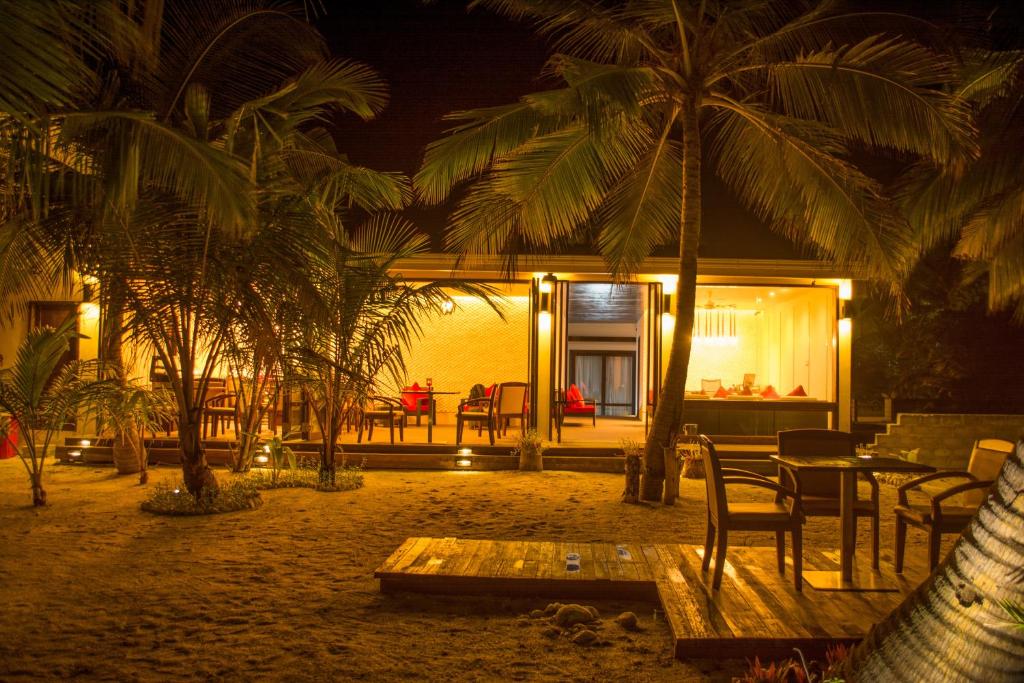 LVIS blancura Hotel photo 2