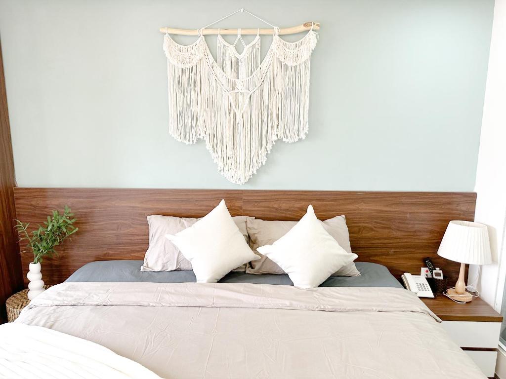 Green Hotel & Apartment HN - by Bay Luxury