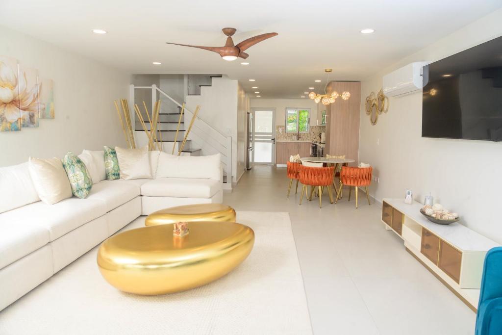 Stella Vista - Luxury Condo in Jolly Harbour photo 1