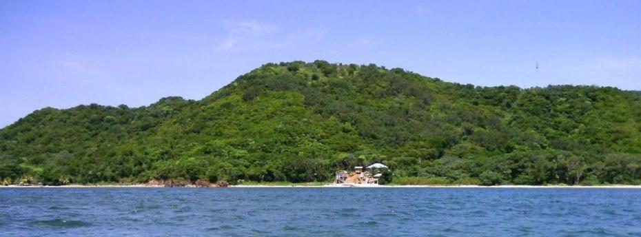 Guanaja Caribbean Cottages photo 3