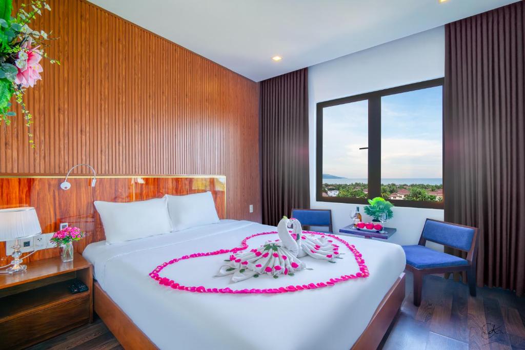 Khách sạn Giáp Biển - An Khuê Hotel & Apartment