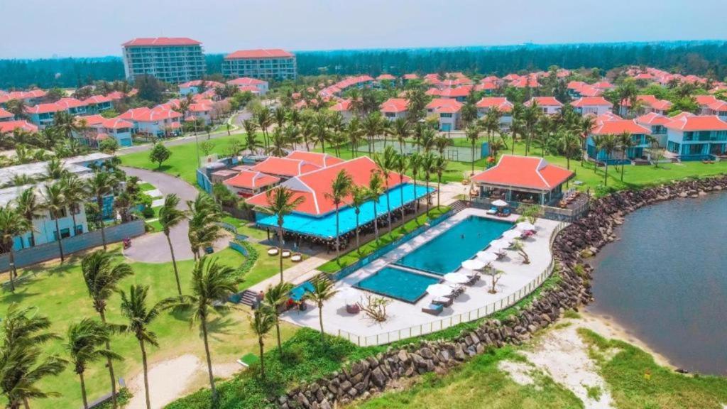 Premium Beach Resort Da Nang