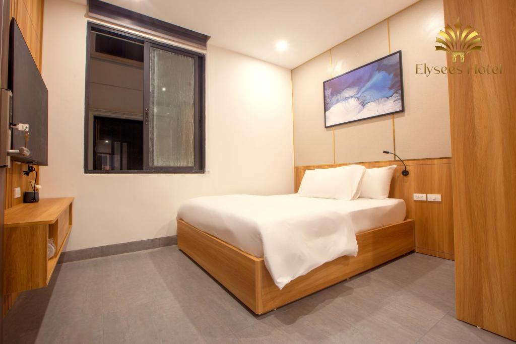 Elysees Hotel