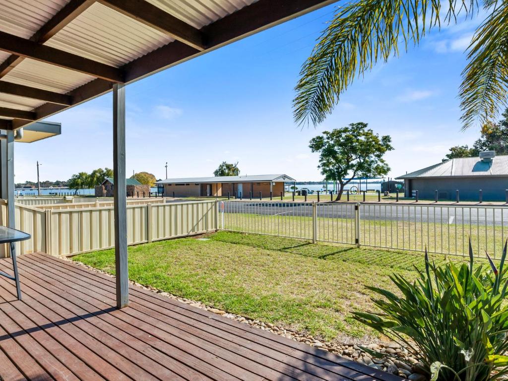 Murray Grange apartment 6 photo 1