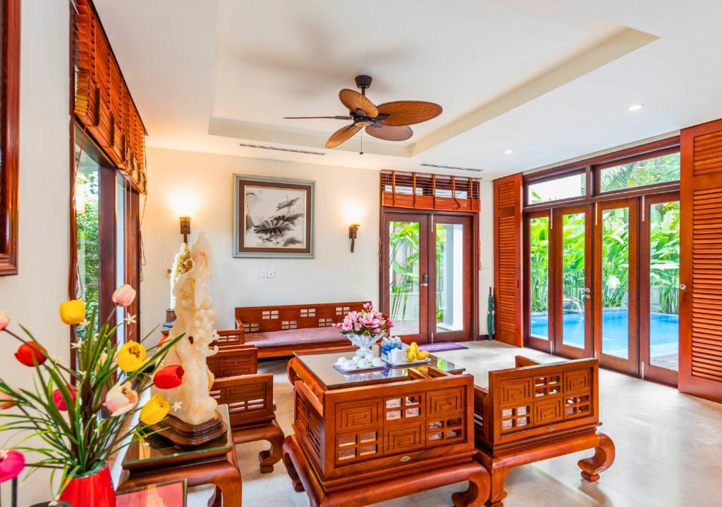 Premier Central Pool Villa Danang