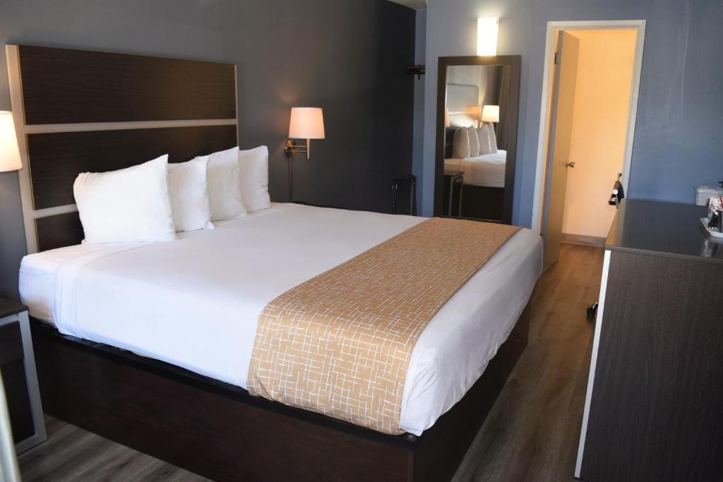 SF Central Hotel image