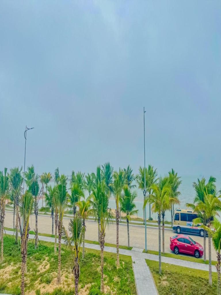 Chuỗi Villa 9 Ngủ Tuần Châu - Sân vườn - Bể bơi rộng - view biển