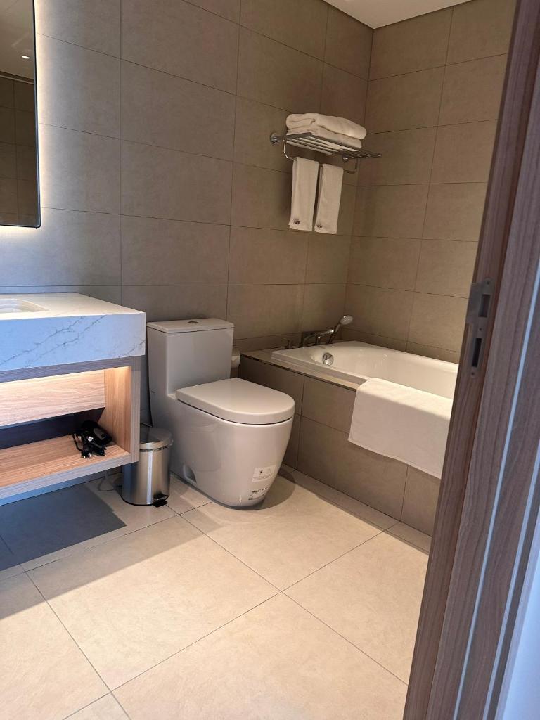 Marina Beach 3 Apartment - A La Carte Ha Long