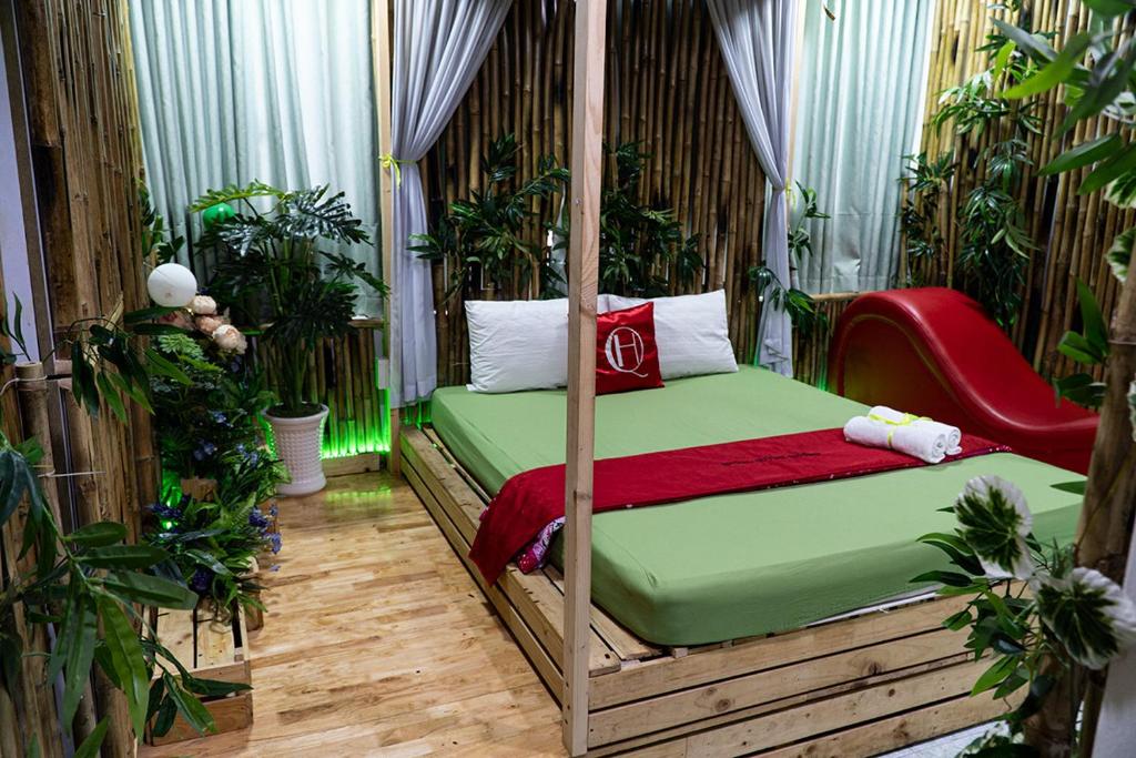 Quỳnh Hương Hotel SG - by BAY LUXURY